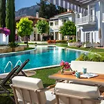 Vilă Portvillas By Safiya *