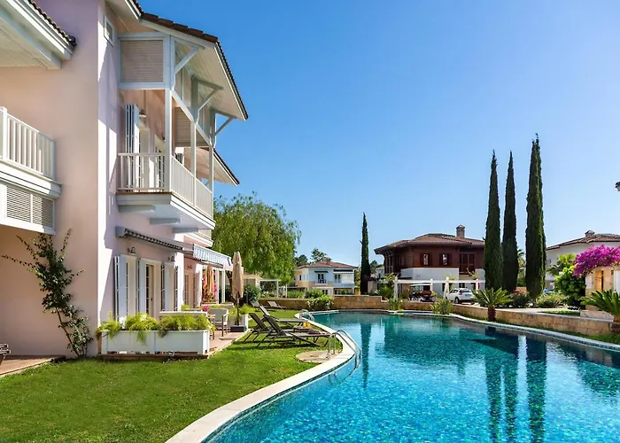 빌라 Portvillas By Safiya *